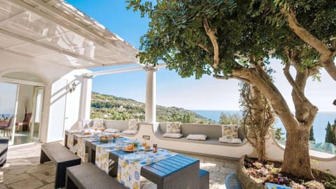 Activities, Amenities, Bathroom, Building Exterior, Garden, Pool, Spring, Summer