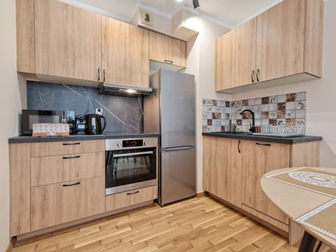 Kitchen Area - Book Now with RENTUJEMY.COM