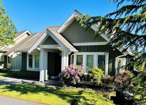 Qualicum Landing Tranquility