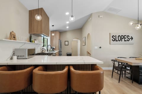 3 counter stools for casual breakfast 