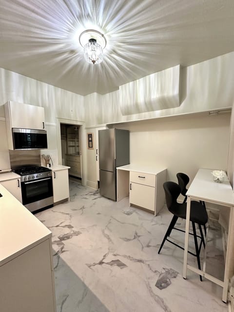 Image picker F72C8456 4922 4DA9 9952 5DA41EA8FA15 2802 000001F13C578043