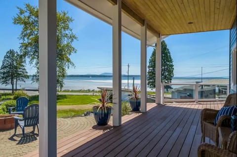 Front Deck/Stunning view