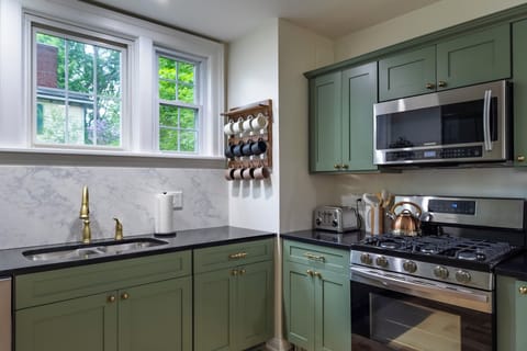 Fully Stocked Kitchen