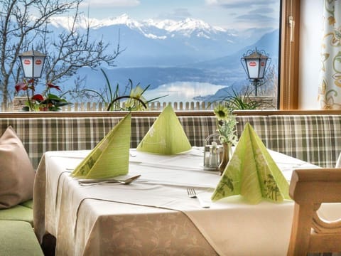 Alpengasthof Bergfried - Troadkasten Farm Stay in Carinthia, Austria