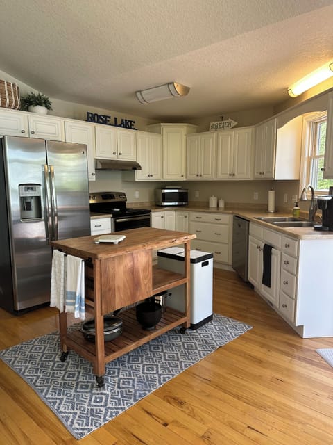 Plenty of kitchen space