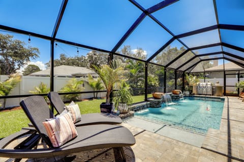 Bradenton Vacation Rental | 4BR | 2.5BA | 1 Step to Enter | 2,400 Sq Ft