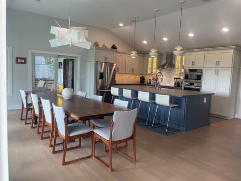 Spacious Dining Room and Kitchen - seats 14 comfortably
