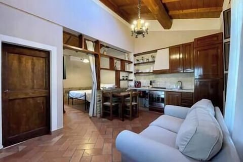 999a7d2d 2f4f 48c0 9fee e5c04ecbfa09