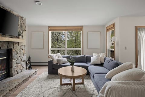 Living Room with Smart TV & Fireplace