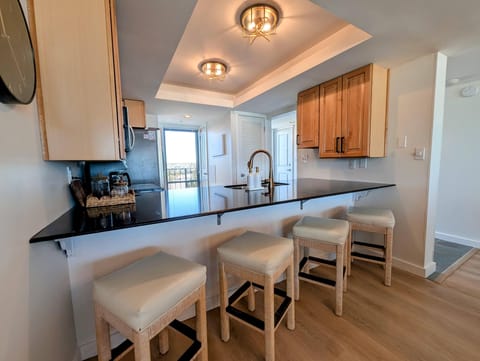 Spacious Kitchen with Bar