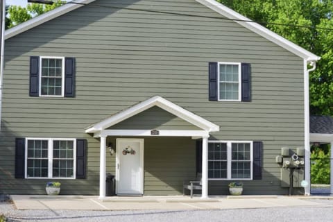 Welcome to Rock Vista Retreat Family