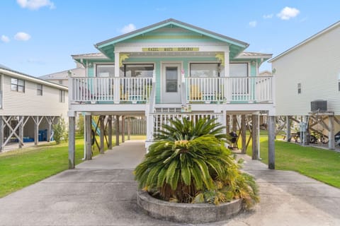 Welcome to Hazel Mae's Hideaway!