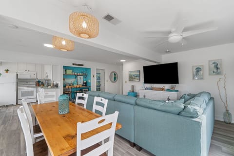 Living and Dining Area