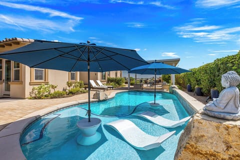 Located in the Signature community at PGA West
