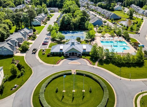 Kids AND Adult amenities, just 5mi from Bethany Beach DE!