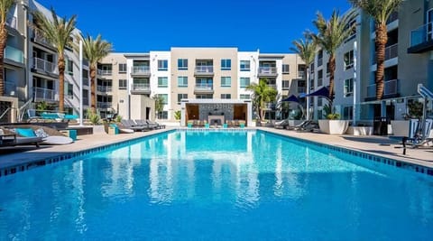 Irvine 2 Bedroom Pool