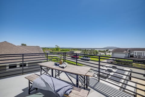 Ferndale Vacation Rental | 3BR | 1.5BA | Stairs Required | 1,200 Sq Ft