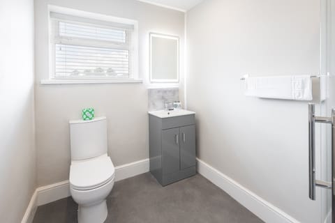 Clifton Studio 2, Darlington - Host & Stay