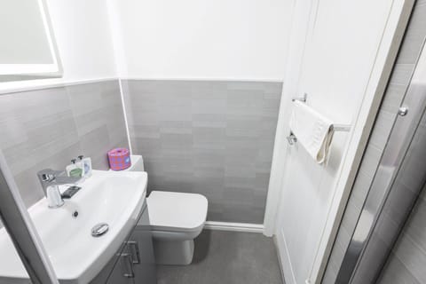 Clifton Studio 3, Darlington - Host & Stay