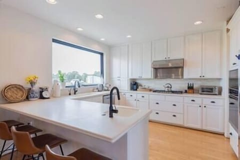 Kitchen with picture window