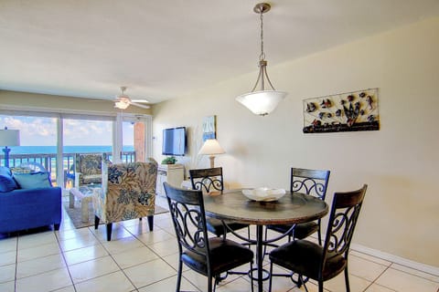 Dining Room/Living Room