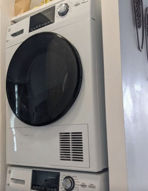 Washer / Dryer
