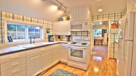 McRae House Kitchen - McRae House kitchen.