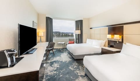 Unit with 2 Double size beds