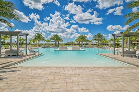 VD20121 - Verdana offers resort amenities including a  resort pool, a pool deck with a yoga lawn, indoor and outdoor tennis and pickleball courts, a full-size indoor basketball court, and bocce ball courts, fitness center, a spa, playground, café & ice cream parlor, and a restaurant