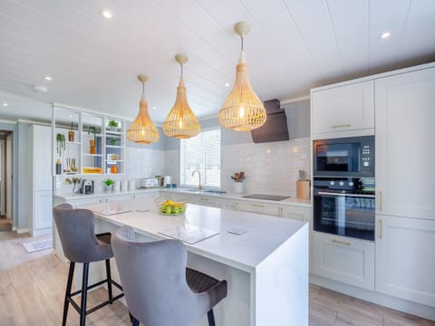 Kitchen | Three Sandbanks, Benllech