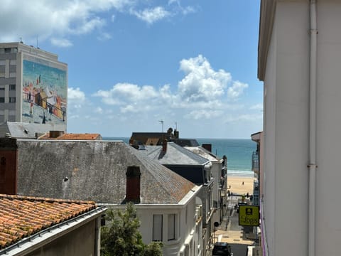 Beach/ocean view