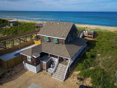 The Minor Manor - K1307A  Oceanfront in Nags Head!