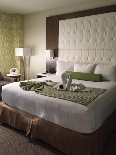 Club Wyndham Anaheim_a7.jpg