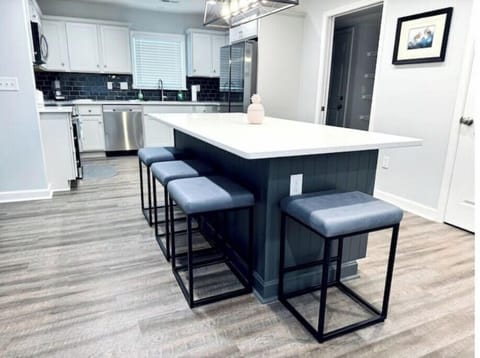 Kitchen Island with Barstool Seating