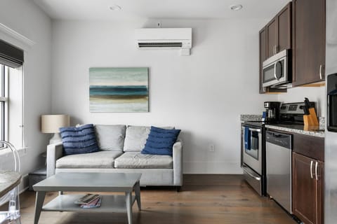 The King Suites at 493 - 8 Suites, 16 Bedrooms