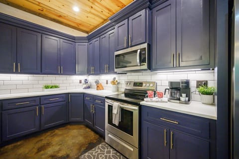 Coffee Bar - we provide coffee, sugar, creamer