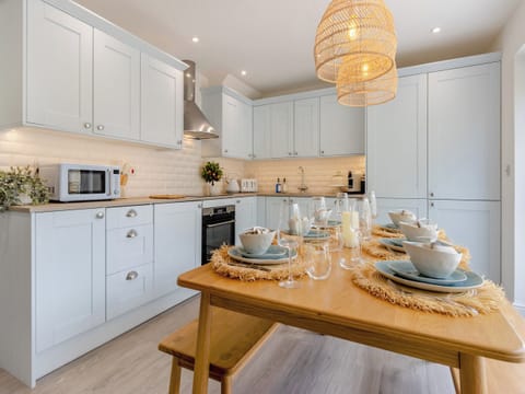 Kitchen/diner | Ty Mor, Abersoch