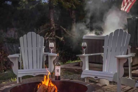 Enjoy some family time by the fire pit