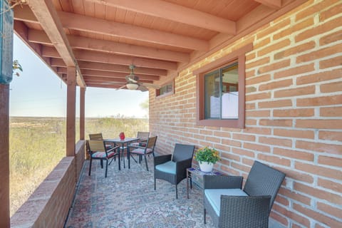 Tucson Vacation Rental | Studio | 1BA | Step-Free Entry | 700 Sq Ft