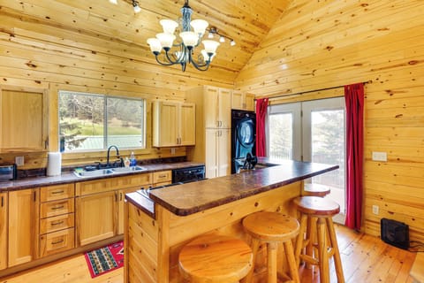 Kitchen | 1st Floor | Drip Coffee Maker | Toaster | Washer & Dryer