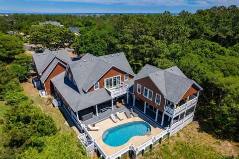 CC318: OBX Rays | Rear Exterior Aerial