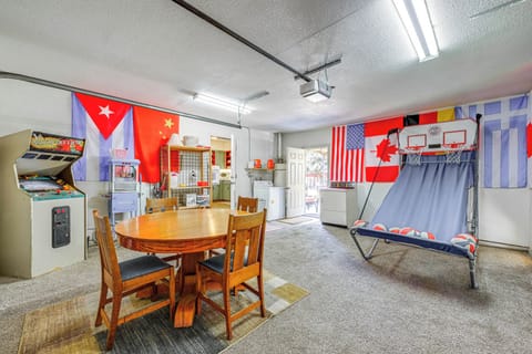 Clovis Vacation Rental | 3BR | 1BA | Steps Required | 980 Sq Ft