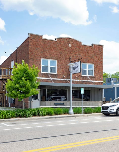 Front of Building - Right on Whittaker St.