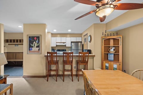 Dining Room & Kitchen