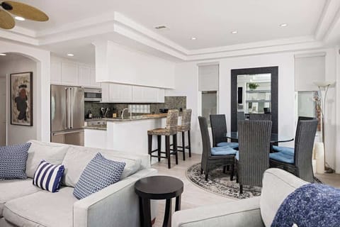 Unit B Dining area & Kitchen