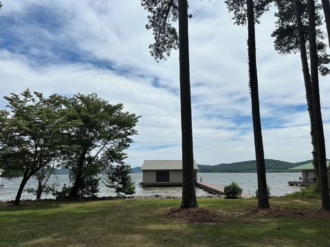 Dock available for Guest use