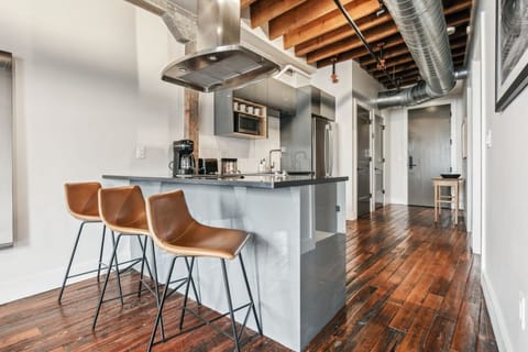 Grab a bite, share stories, hit the streets.