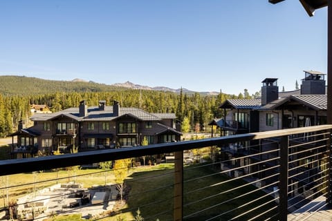 Nature, Outdoors, Scenery, Building, Shelter