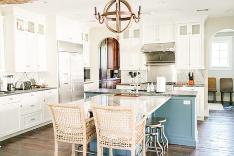 Kitchen with island seating