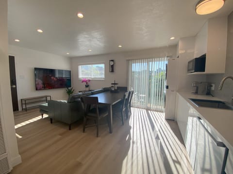 Embrace the California sunshine.